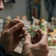Процесс производства сувенирных статуэток